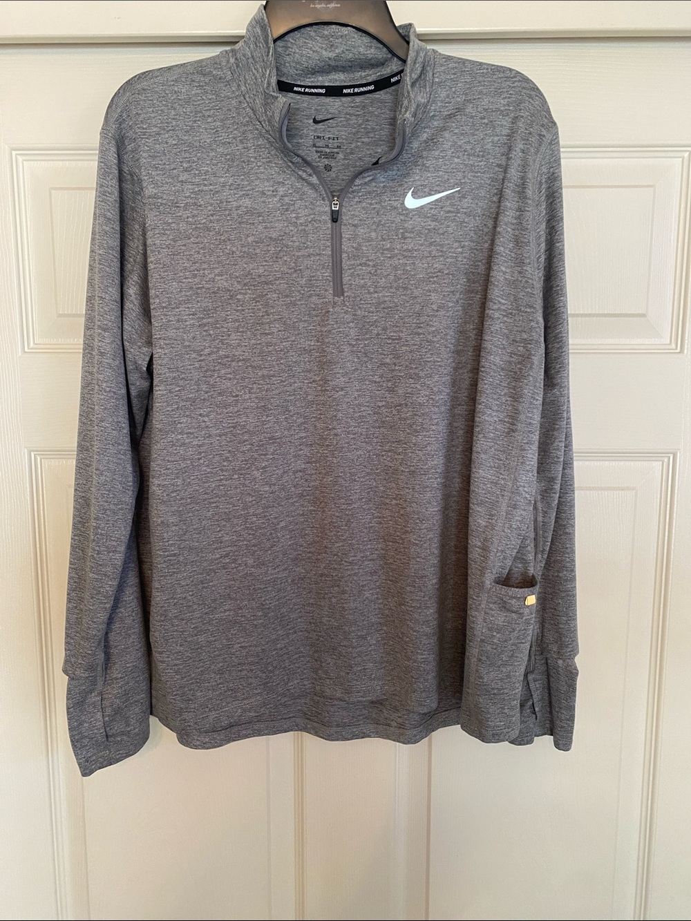 Nike Men’s Heather Gray Quarter-Zip Performance Pullover